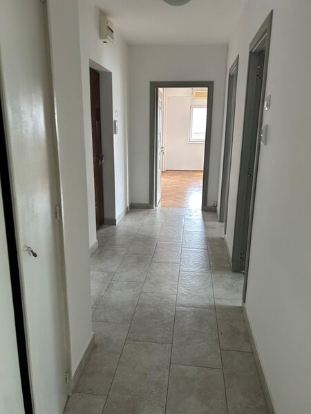 Ultracentral Unirii Fantani 2 camere decomandate,  direct propietar com. 0%
